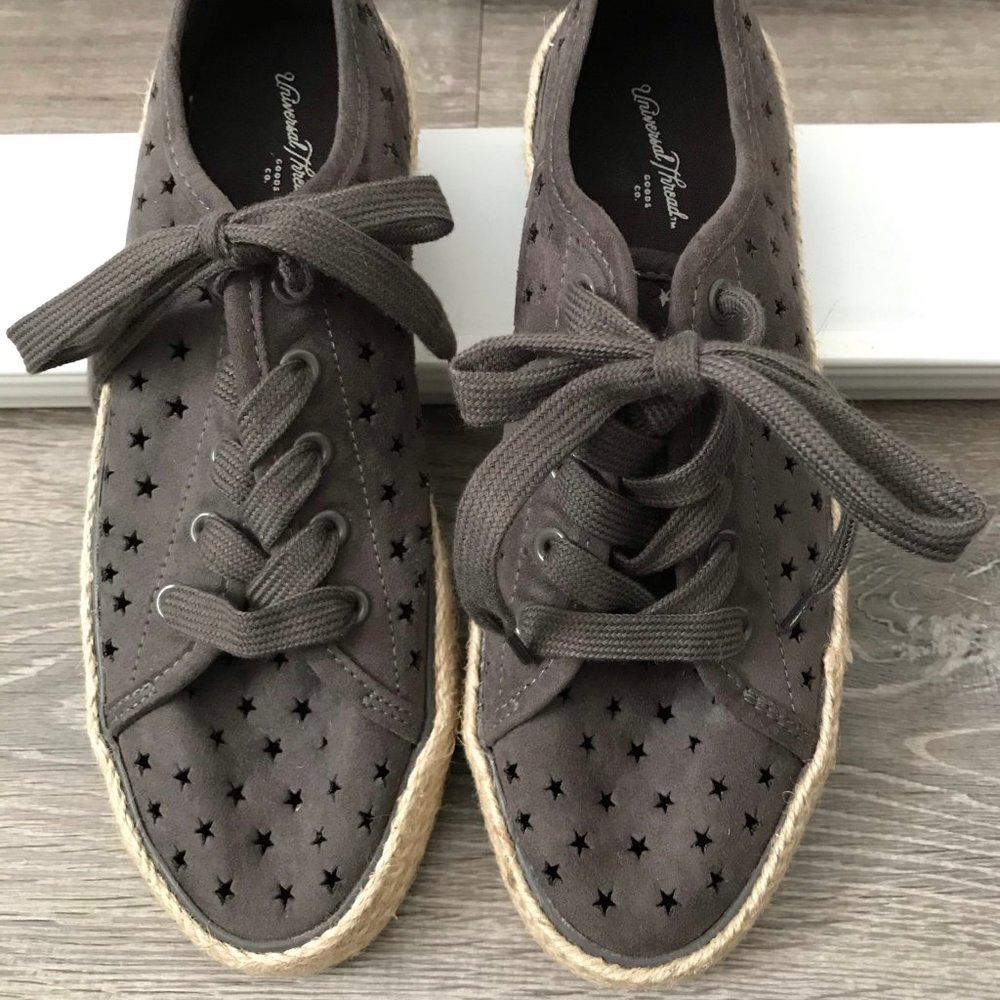 Gray flats